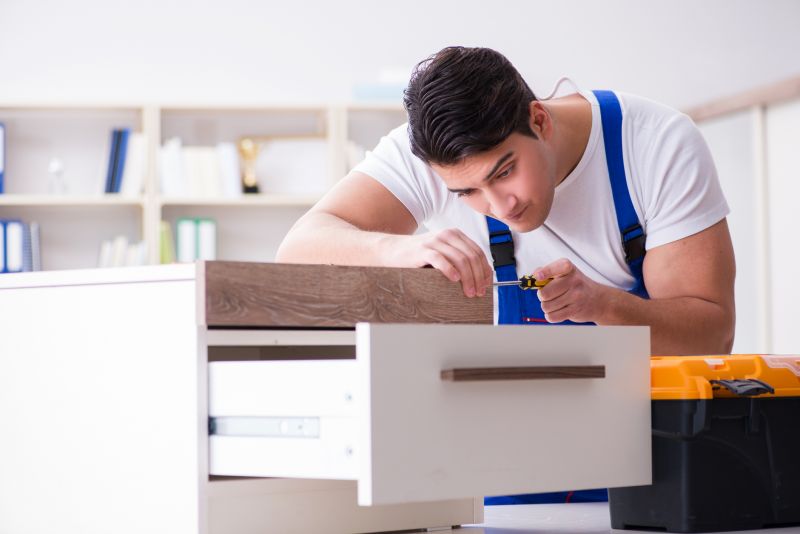 Cabinet Drawers Repair