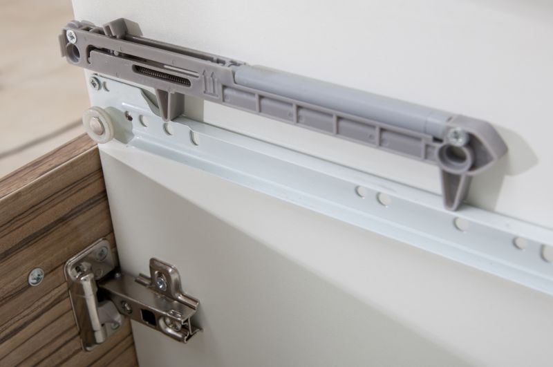 Cabinet Pulls Replacement